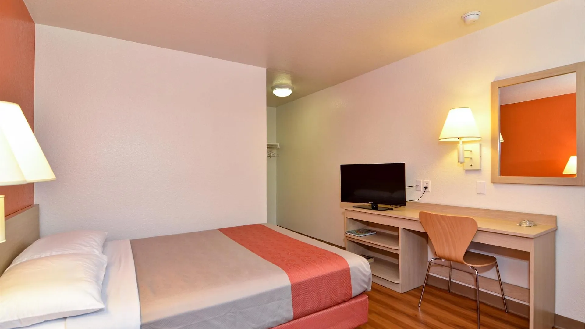 Motel 6-Palm Springs, Ca - East - Palm Canyon
