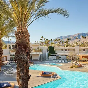 Ace And Swim Club Hotell