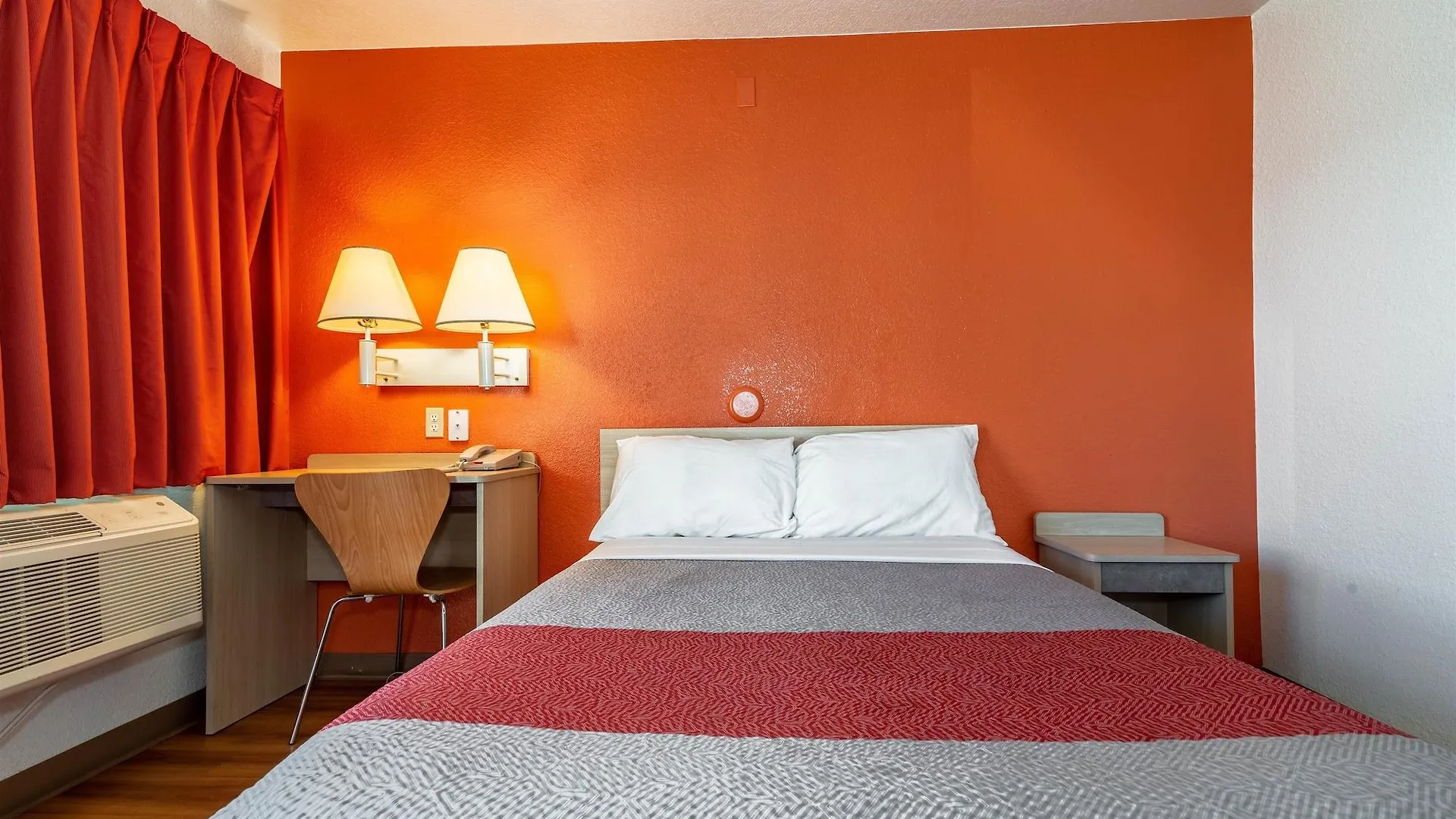 Hotel Motel 6-Palm Springs, CA - East - Palm Canyon