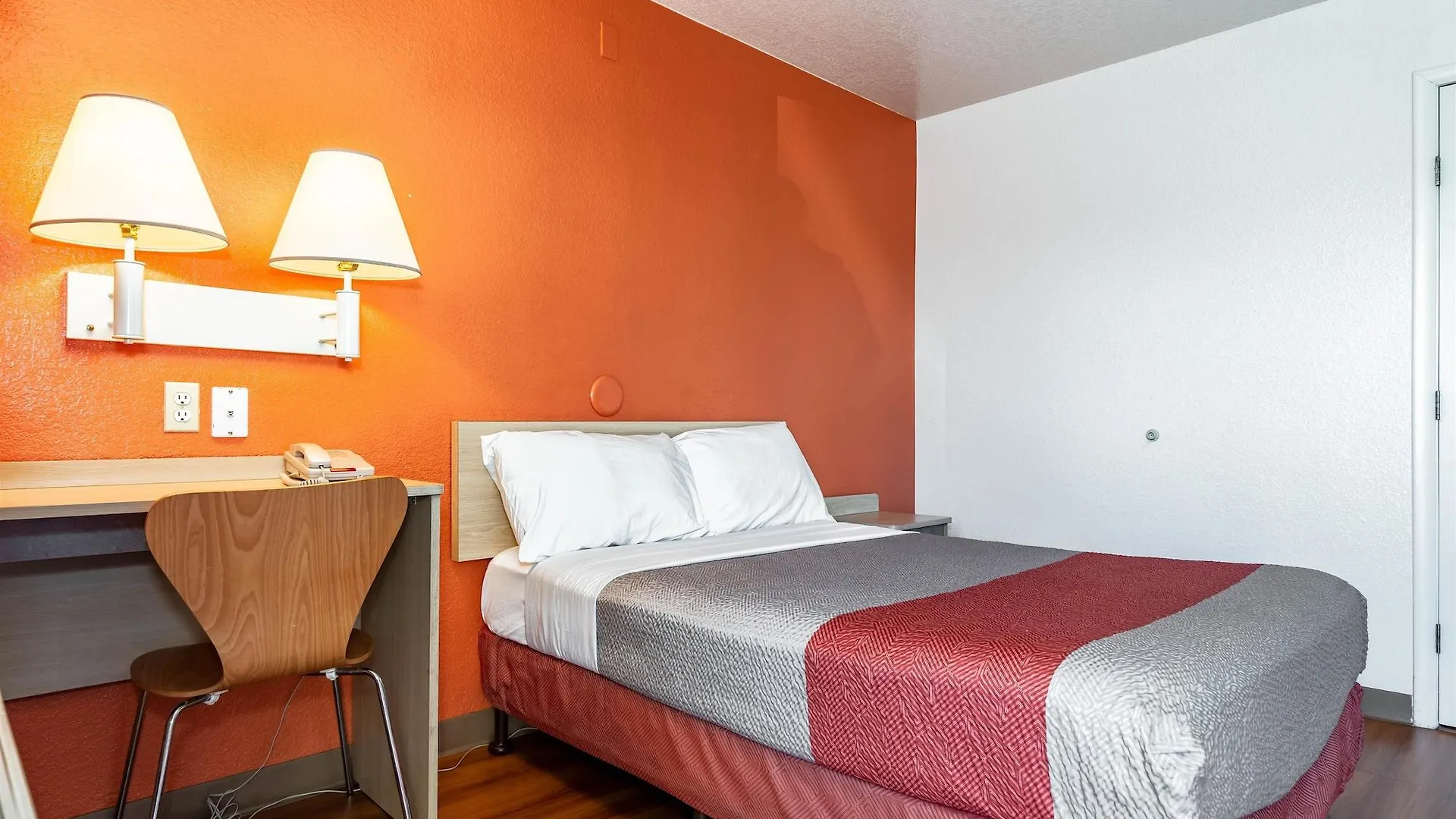 Motel 6-Palm Springs, CA - East - Palm Canyon 2*,  USA
