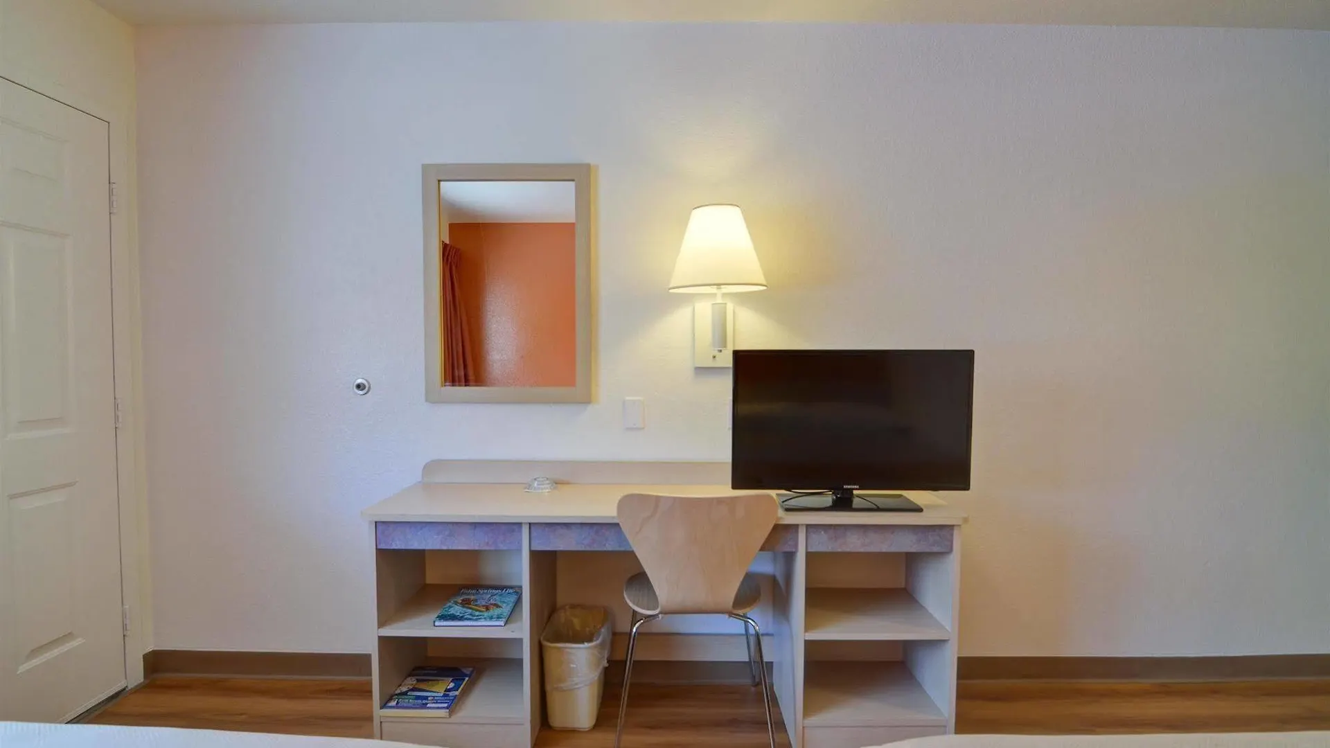 Motel 6-Palm Springs, CA - East - Palm Canyon 2*,  USA