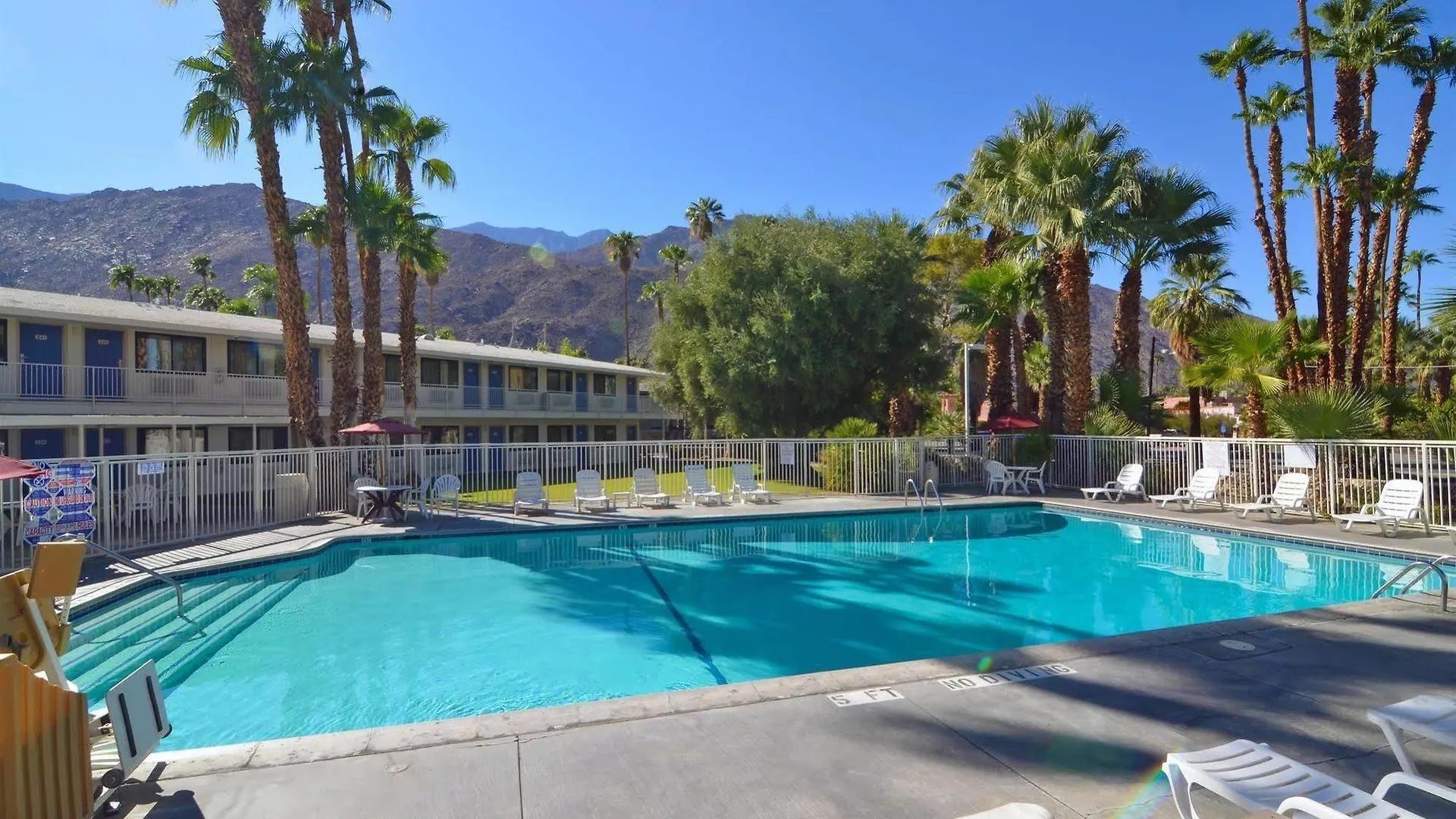 Motel 6-Palm Springs, CA - East - Palm Canyon USA